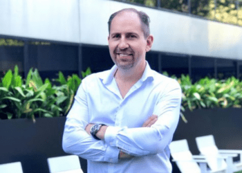 Nico Meyer Nico Meyer CKH Group Chief Executive Officer CEO